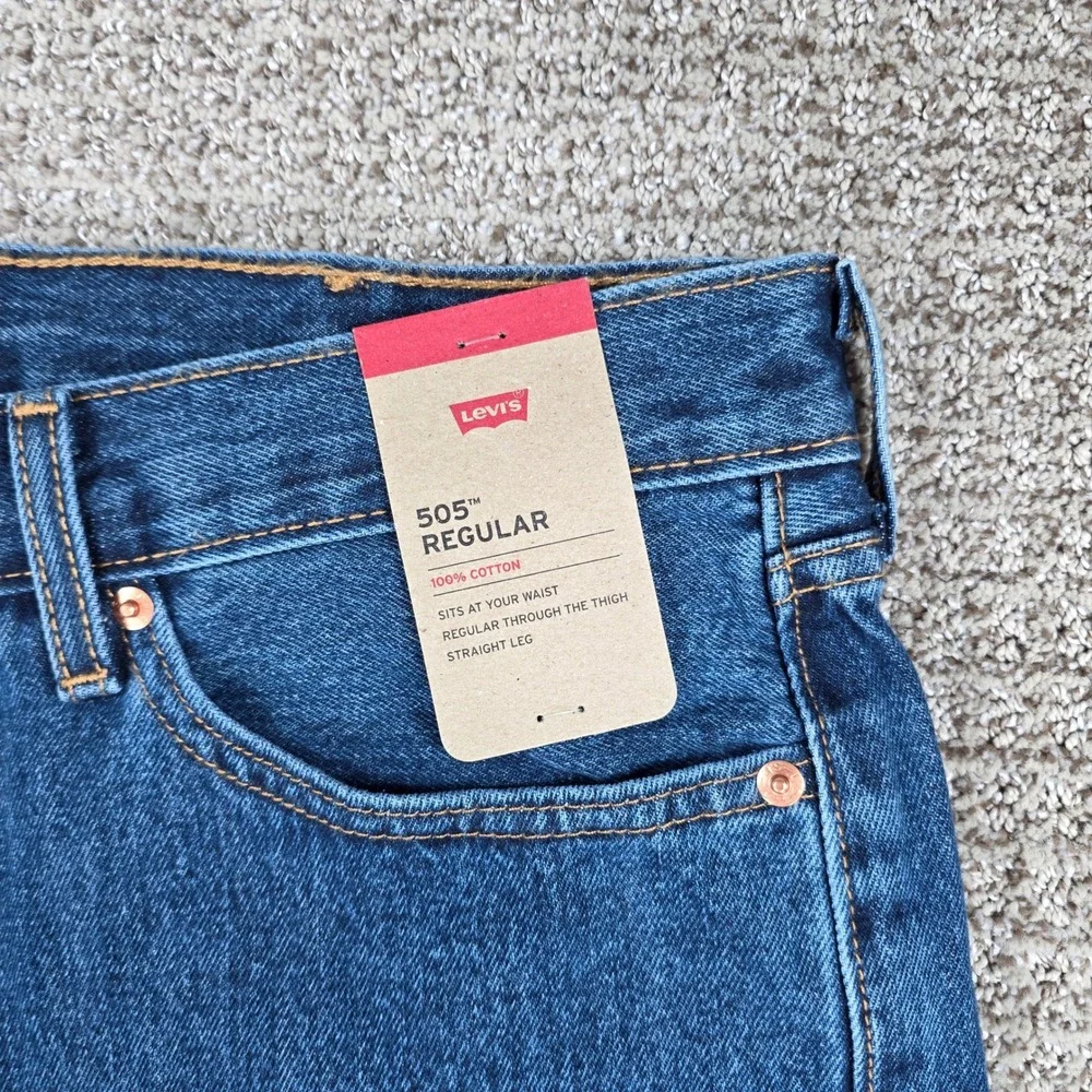 Levis 505 Regular Fit Straight Leg Jeans Mens 38x38 Blue Denim 100% Cotton NWT